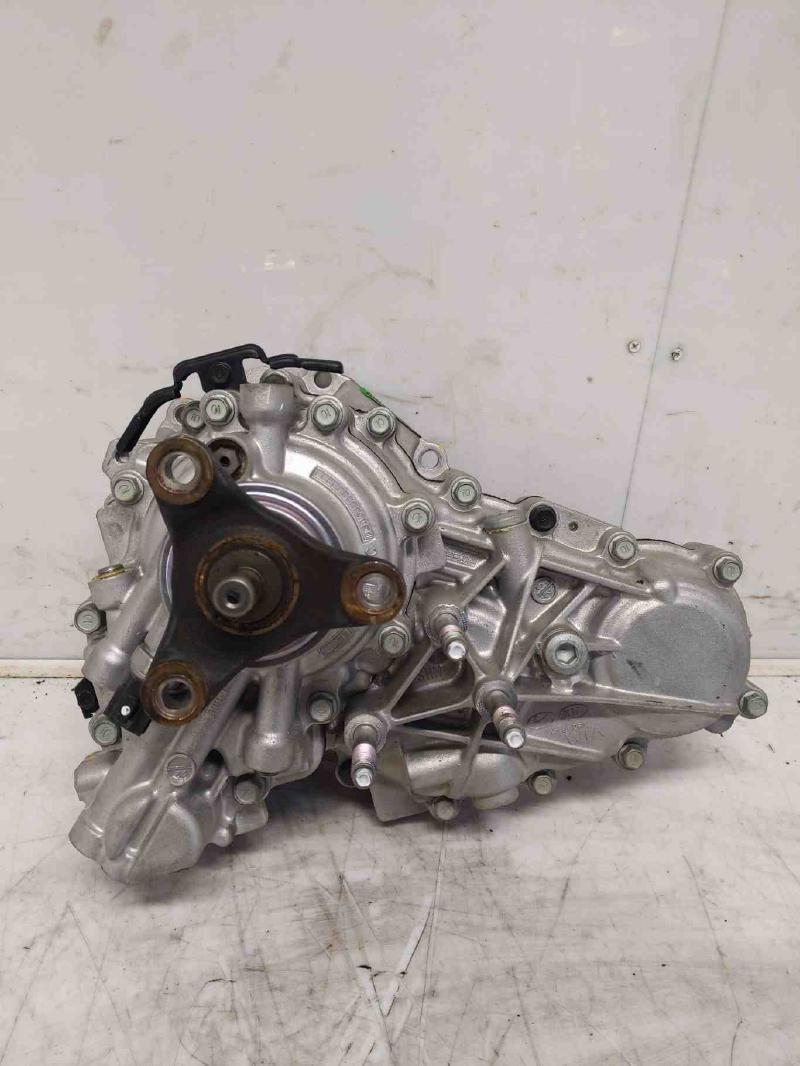 2019 Kia Stinger Transfer Case