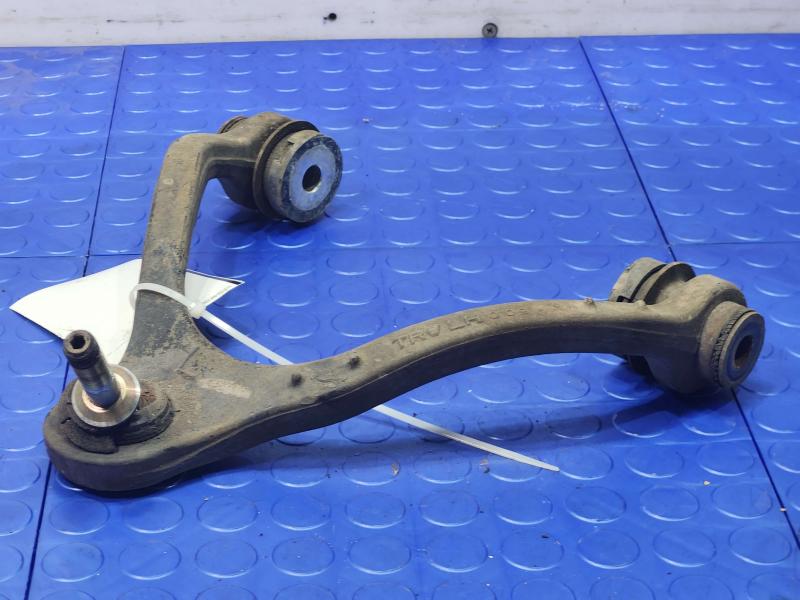 2003 Lincoln Town Car Upper Control Arm Front