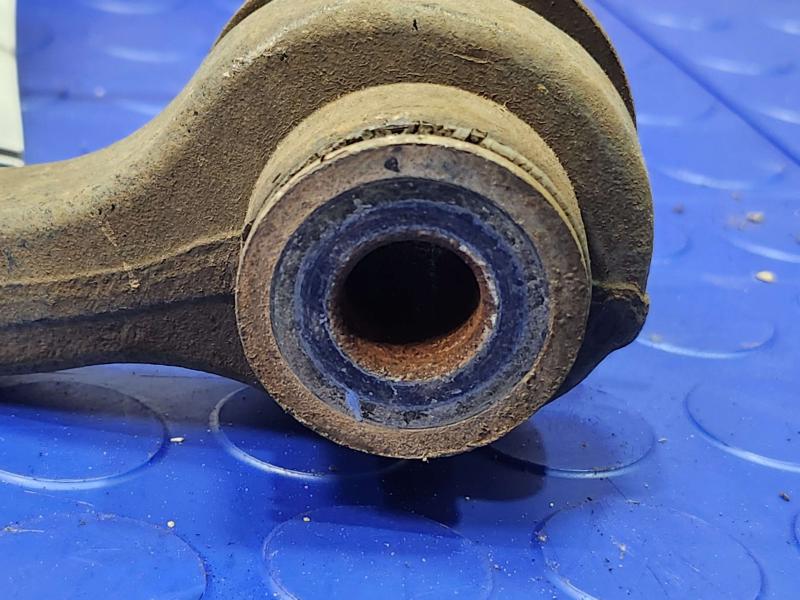 2003 Lincoln Town Car Upper Control Arm Front