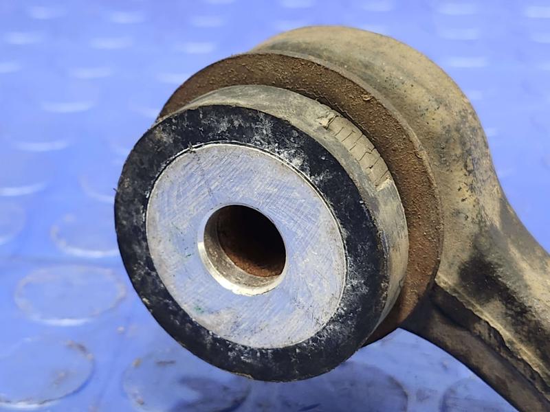 2003 Lincoln Town Car Upper Control Arm Front