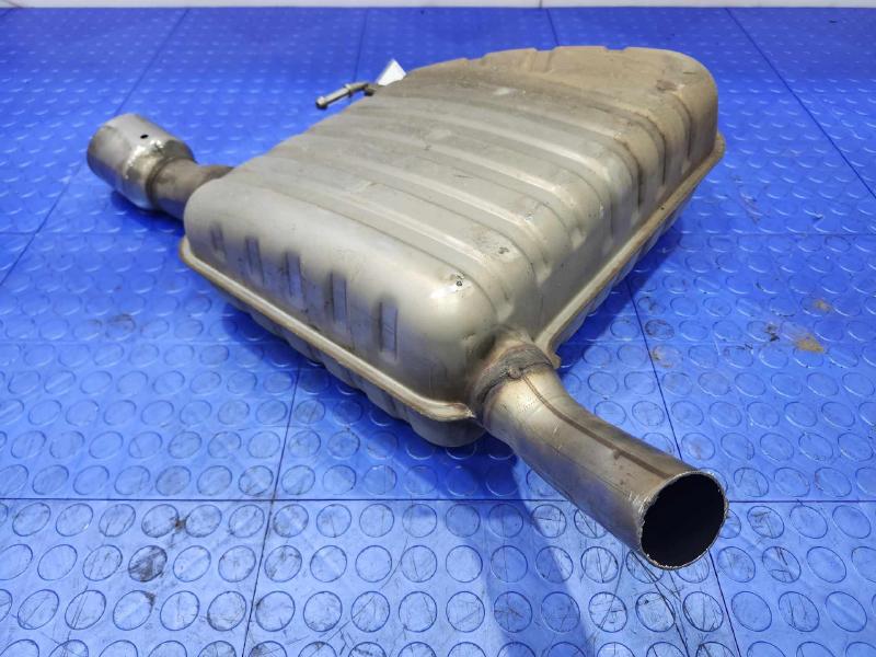 2018-2020 Jaguar F-Pace 2.0L Gas Rear Exhaust Muffler Right Passenger Side OEM T4A33346