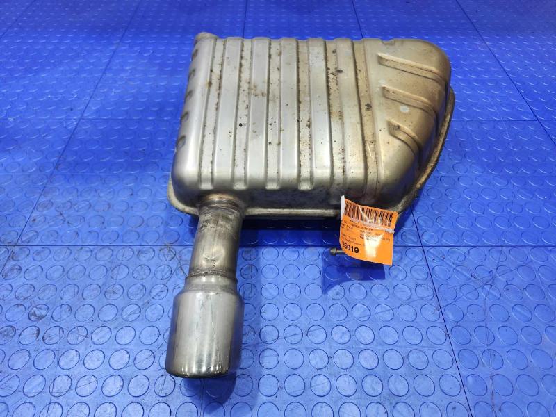 2018-2020 Jaguar F-Pace 2.0L Gas Rear Exhaust Muffler Right Passenger Side OEM T4A33346