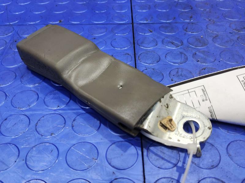 2017 Chevrolet Silverado 2500 Front Seat Belt