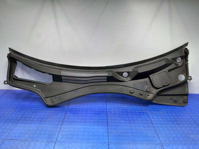 2014-2024 Maserati Ghibli Cowl Panel Cover Grille Air Inlet OEM 670010468