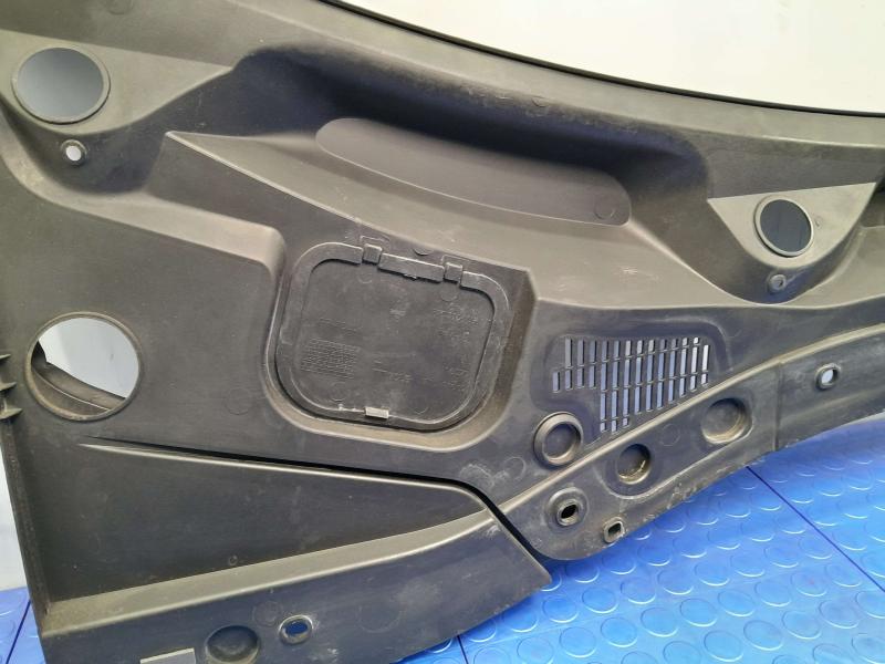 2014-2024 Maserati Ghibli Cowl Panel Cover Grille Air Inlet OEM 670010468