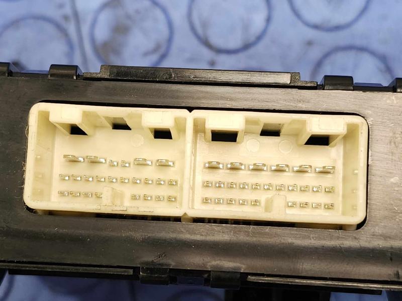 2015 Subaru Legacy Outback Heater Blower Motor Control Module OEM 72343AL21A