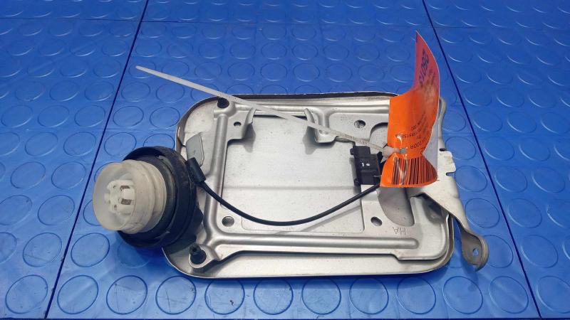 2014-2017 Nissan Rogue Fuel Filler Door Gas Flap Silver K23 Genuine OEM G88304BAMA