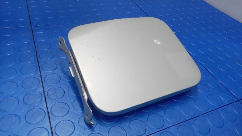 2014-2017 Nissan Rogue Fuel Filler Door Gas Flap Silver K23 Genuine OEM G88304BAMA