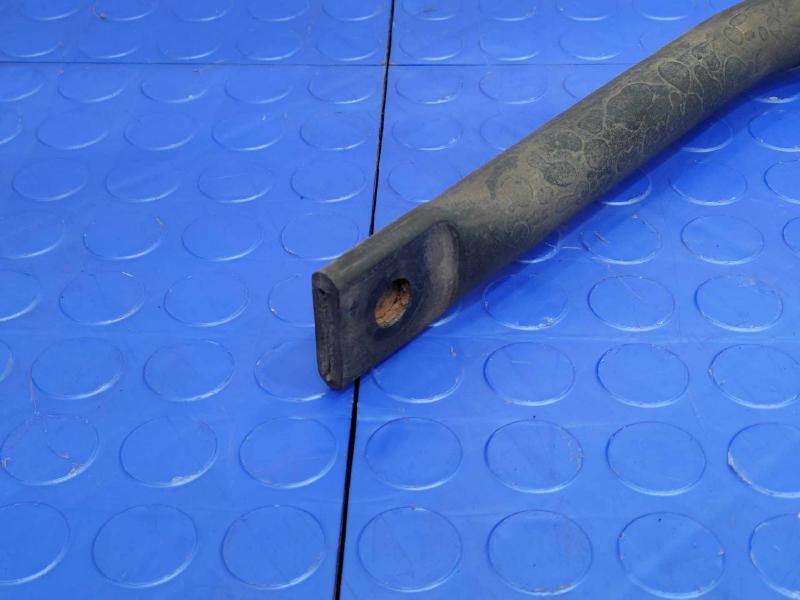 2013 Cadillac Escalade Stabilizer Bar