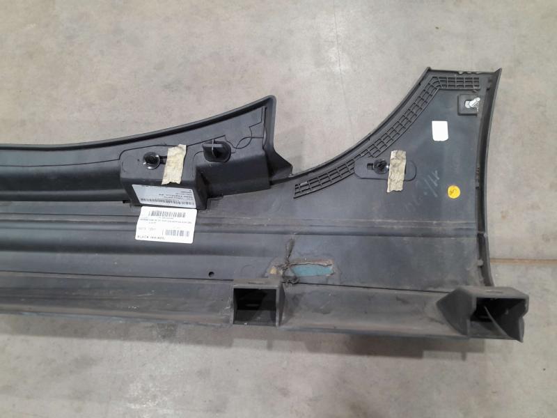 2018 Maserati Ghibli Rocker Moulding