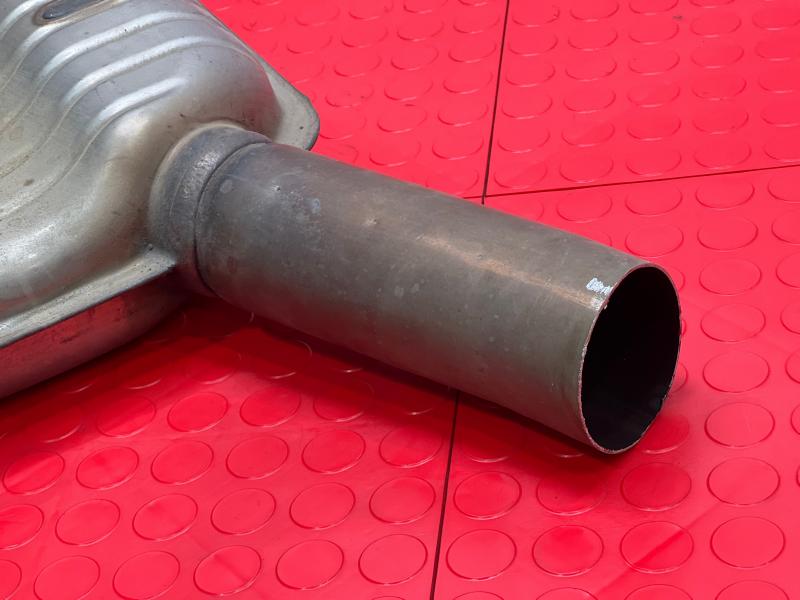 2015-2022 Audi A3 Quattro Sedan 2.0L Front Intermediate Exhaust Muffler OEM 5Q0253409C