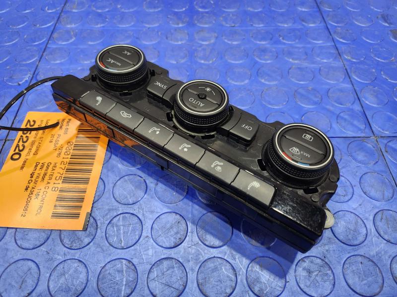 2018 Volkswagen Passat Heater A/C Control