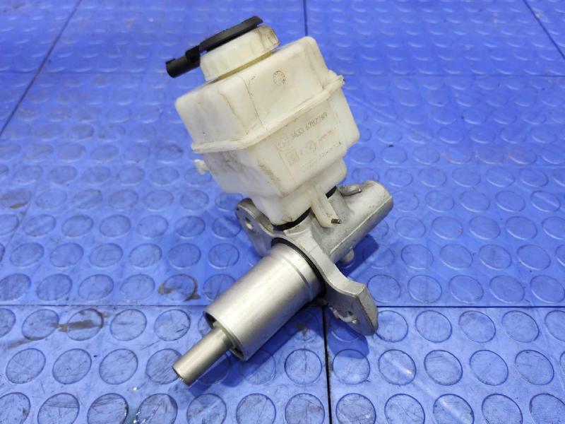 2016 BMW 528I Master Cylinder