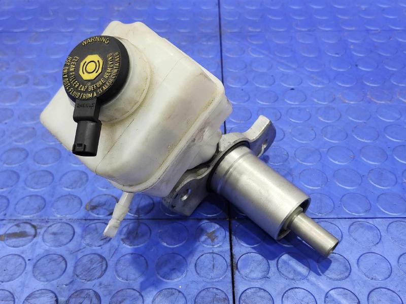 2016 BMW 528I Master Cylinder