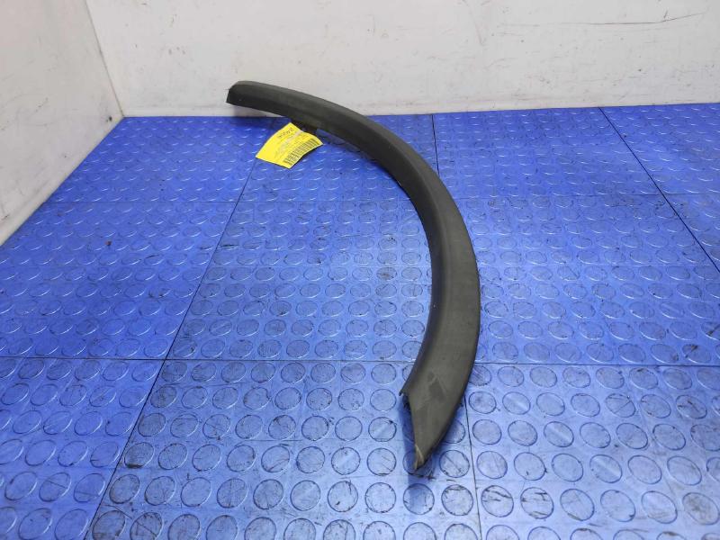 2017 Mitsubishi Outlander Wheel Opening Moulding