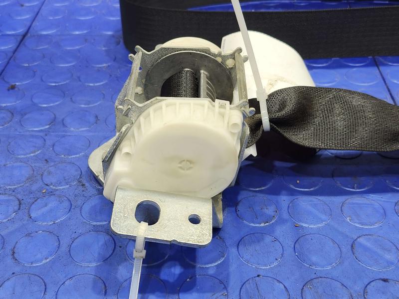 2017 Dodge Grand Caravan Rear Seat Belt