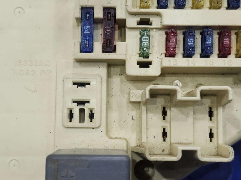 1997 Dodge Dakota Cabin Fuse Box