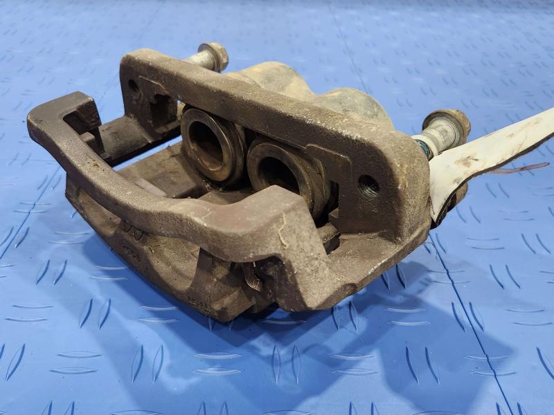 2012 Ford F-250 Super Duty Caliper