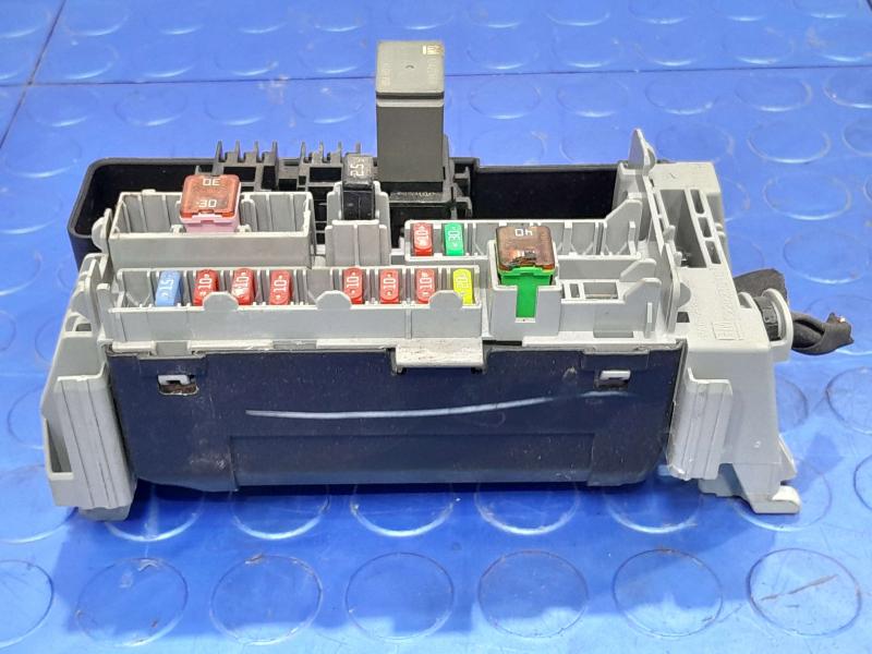 2019 GMC Terrain Cabin Fuse Box