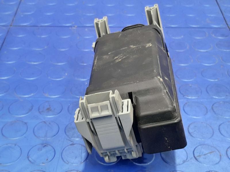 2019 GMC Terrain Cabin Fuse Box