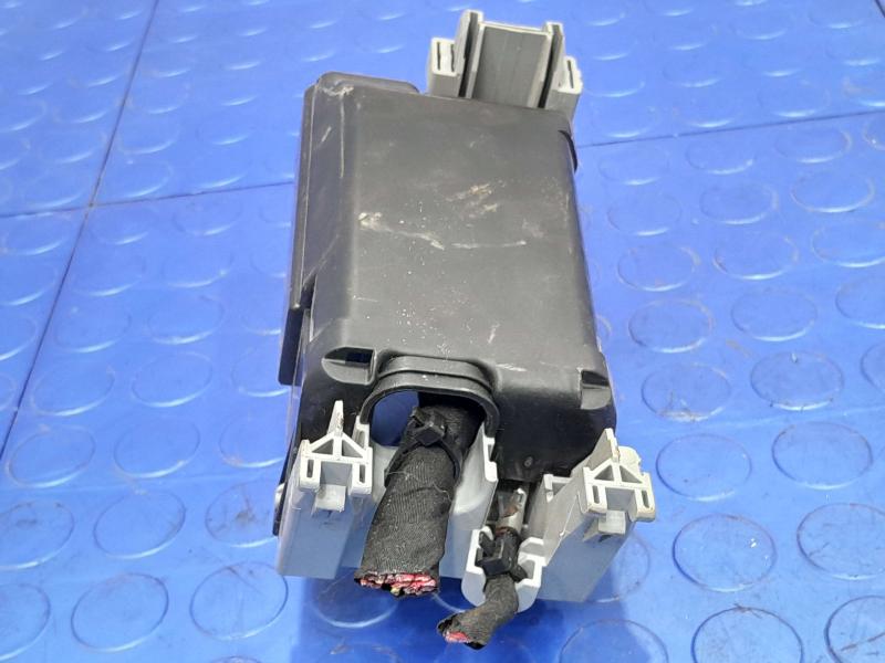 2019 GMC Terrain Cabin Fuse Box
