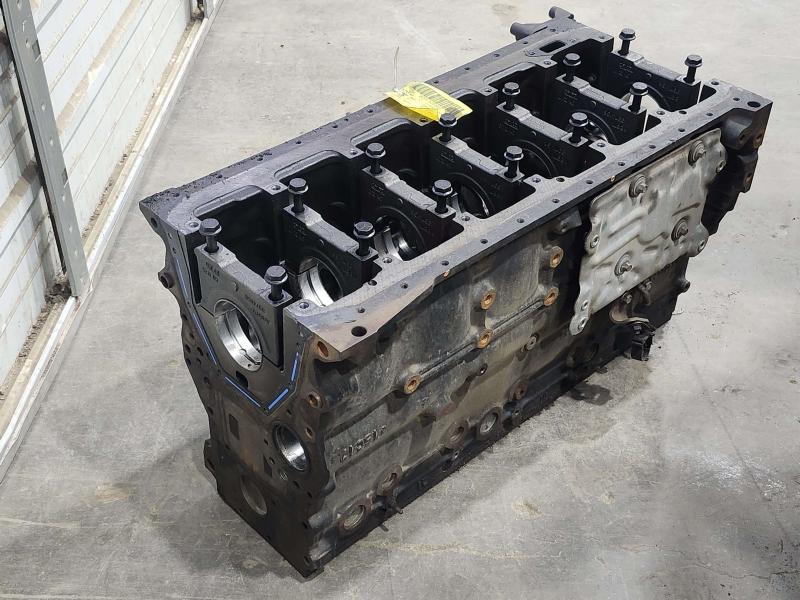 2017 Ram 2500 Cylinder Block
