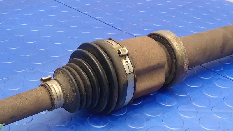 2013 Ford Focus Axle Shaft