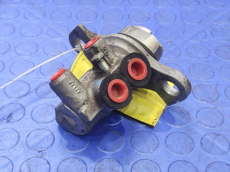 2014 Chevrolet Impala Master Cylinder