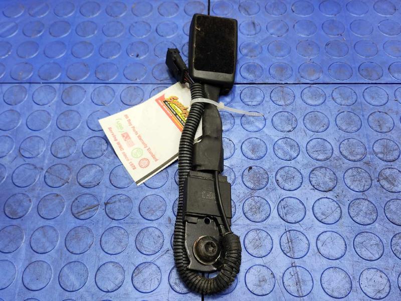 2013 Ford Focus Front Seat Belt