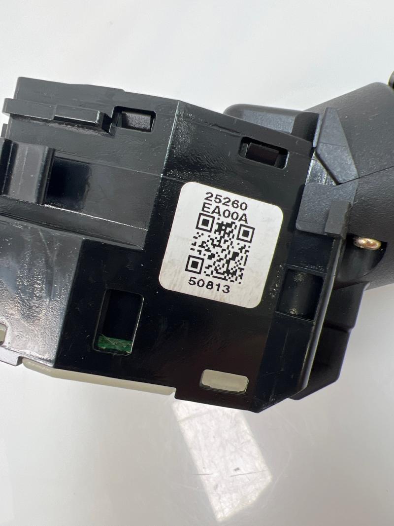 2005 2006 Nissan Pathfinder Xterra Windshield Wiper Switch OEM 25260EA00A