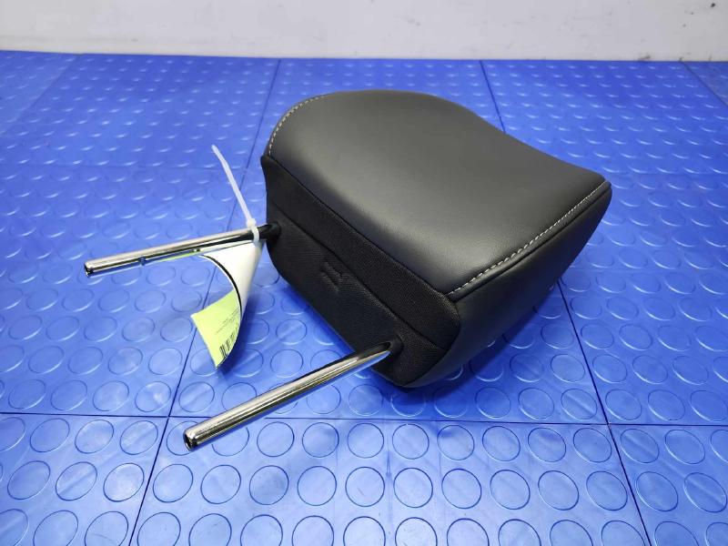 2022 Mitsubishi Eclipse Cross Headrest