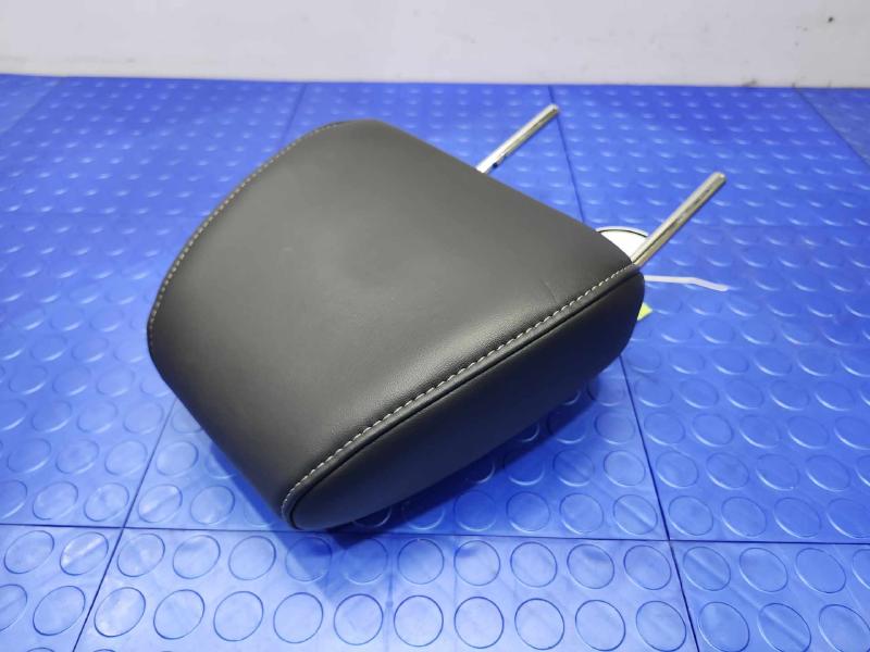 2022 Mitsubishi Eclipse Cross Headrest