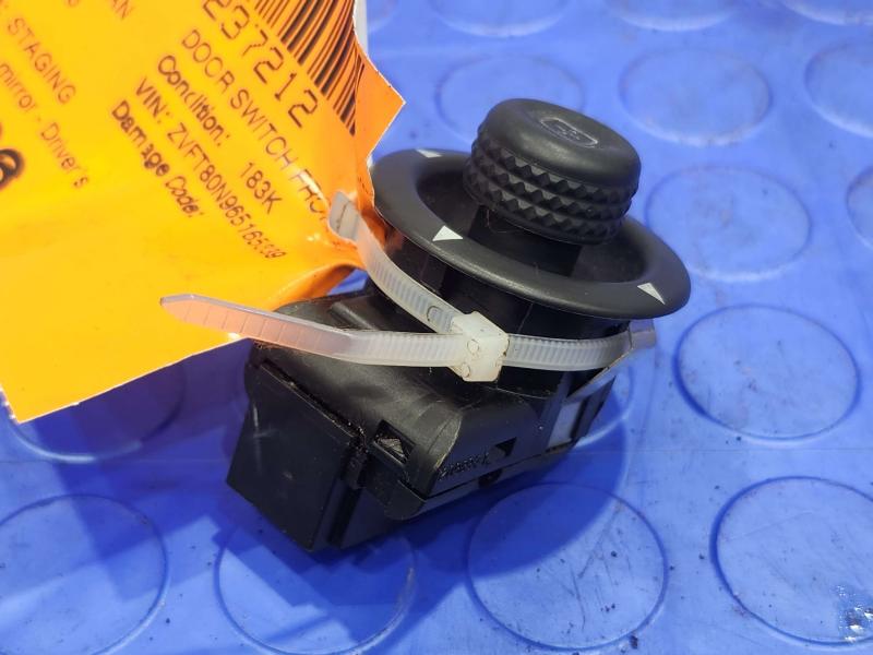 2006 Ford Mustang Door Switch Front