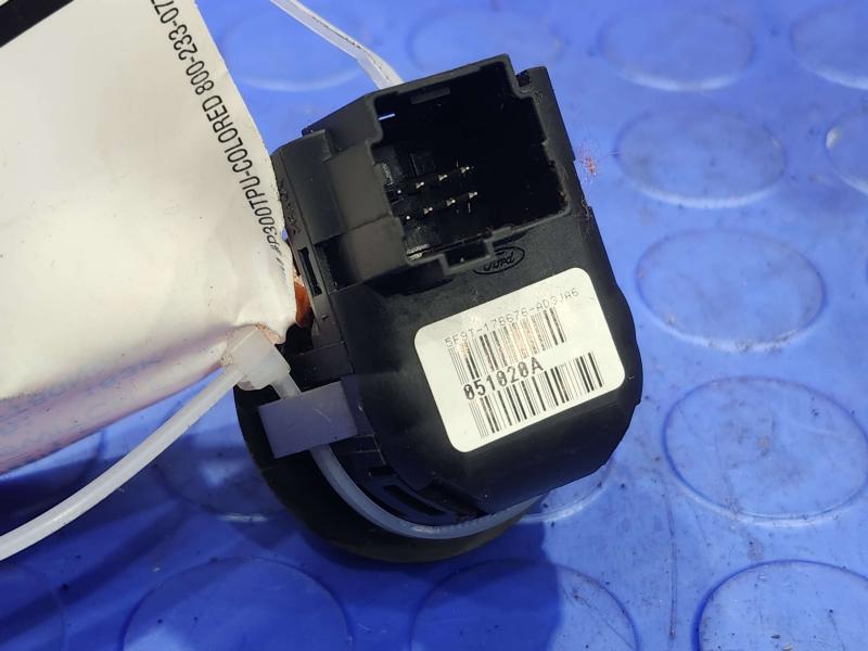 2006 Ford Mustang Door Switch Front