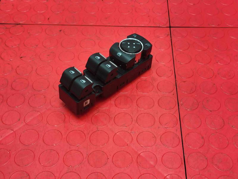 2013 Ford Fusion Door Switch Front