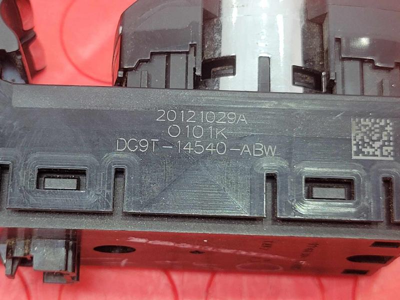 2013 Ford Fusion Door Switch Front