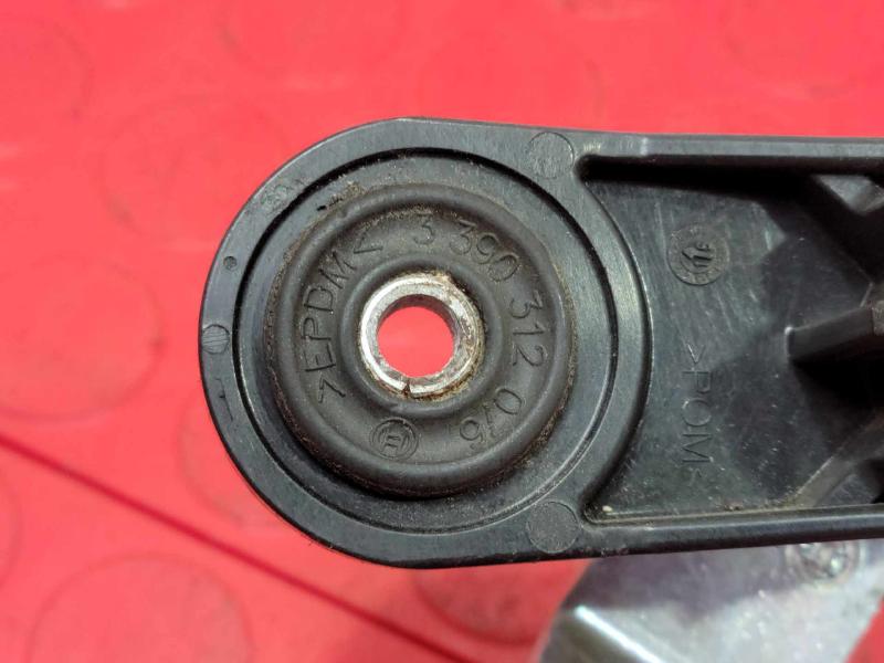 2015 Jeep Renegade Wiper Motor Front
