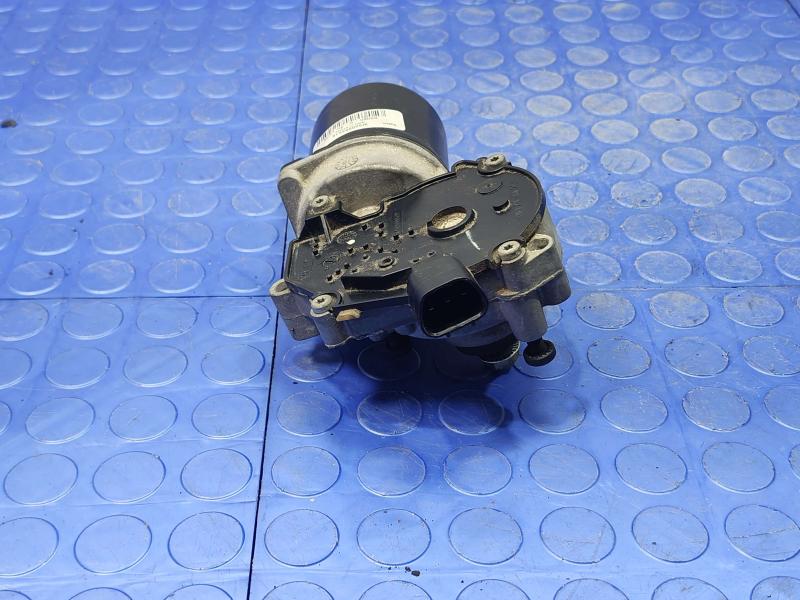 2016 Chevrolet Silverado 1500 Wiper Motor Front