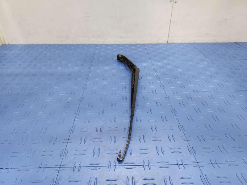 2018 Subaru Forester Wiper Arm