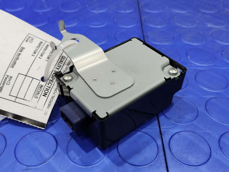 2013 Toyota Prius Chassis Brain Box