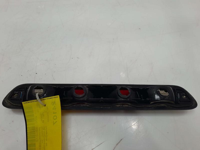 2004 GMC Canyon 3Rd Brake Light Avoidance Lamp