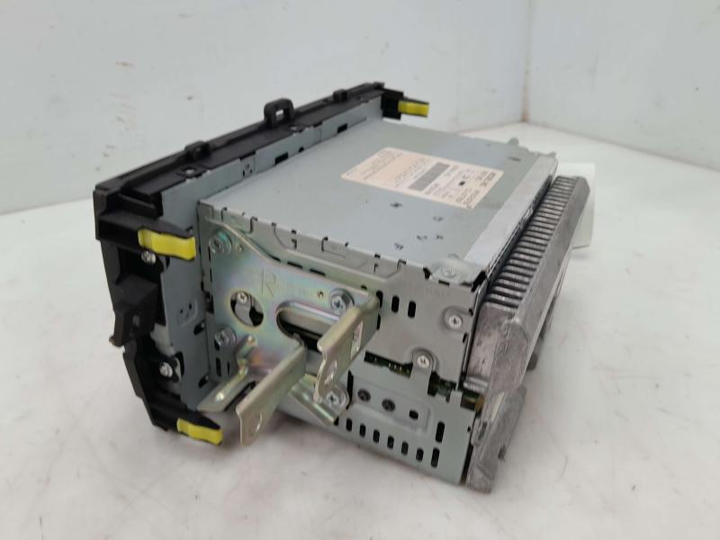 2009 Toyota Corolla Radio Receiver Assembly ID A51844 OEM 8612002750