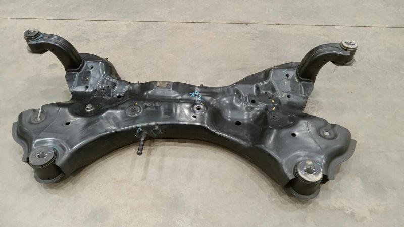2017 Kia Sorento Crossmember/Cradle/Undercarria