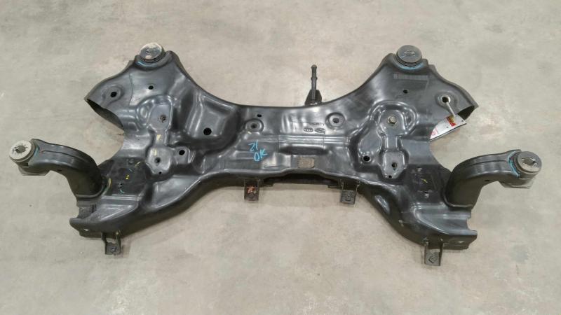 2017 Kia Sorento Crossmember/Cradle/Undercarria