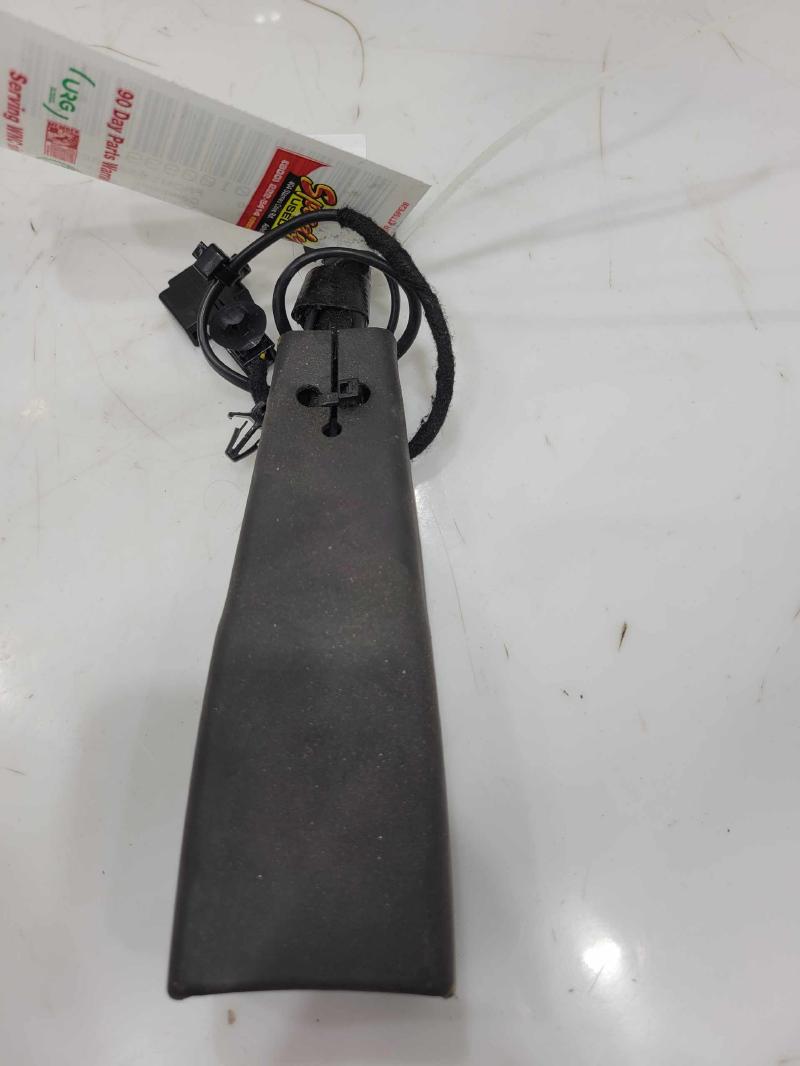 2012 Buick Verano Front Seat Belt