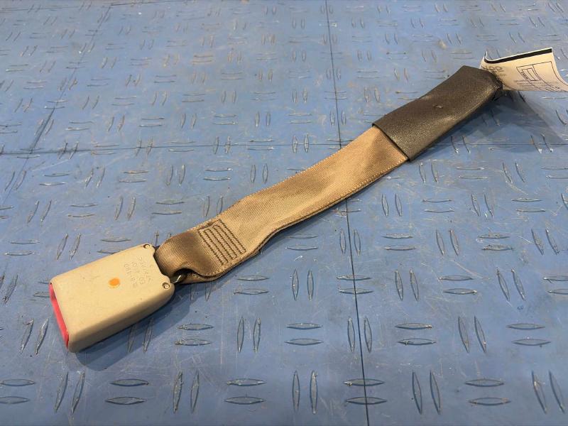 2007 Toyota RAV4 Rear Seat Belt