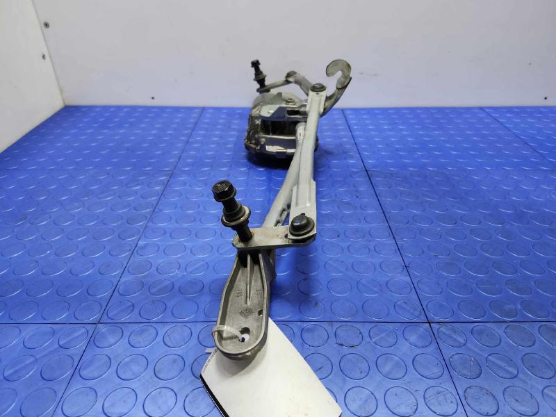 2016 BMW 528I Wiper Trans. Linkage