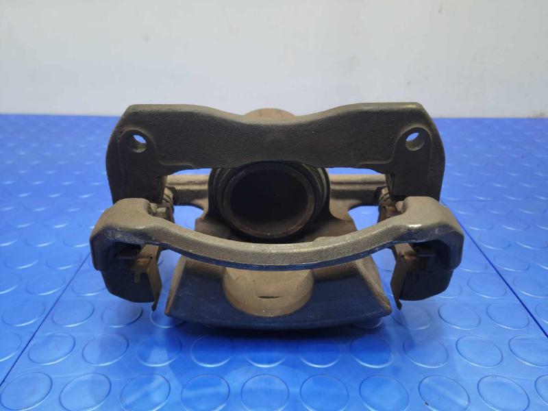 2009 Toyota Camry Caliper