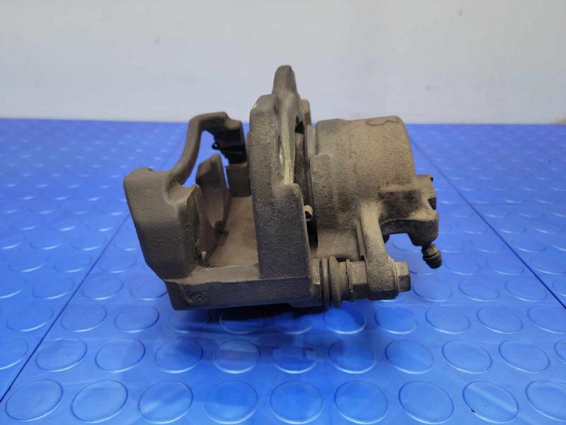2009 Toyota Camry Caliper