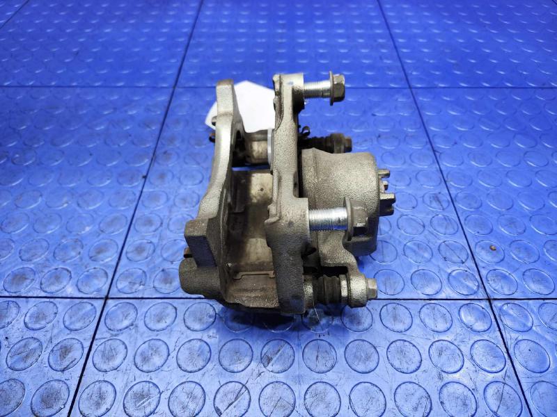 2015 Nissan Leaf Caliper